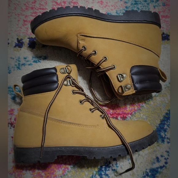 fabkids Other - 🧜‍♀️3 for $15 item!🧜‍♀️ FabKids boots